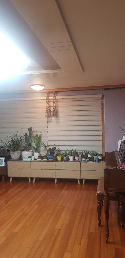 Homestay Yire House