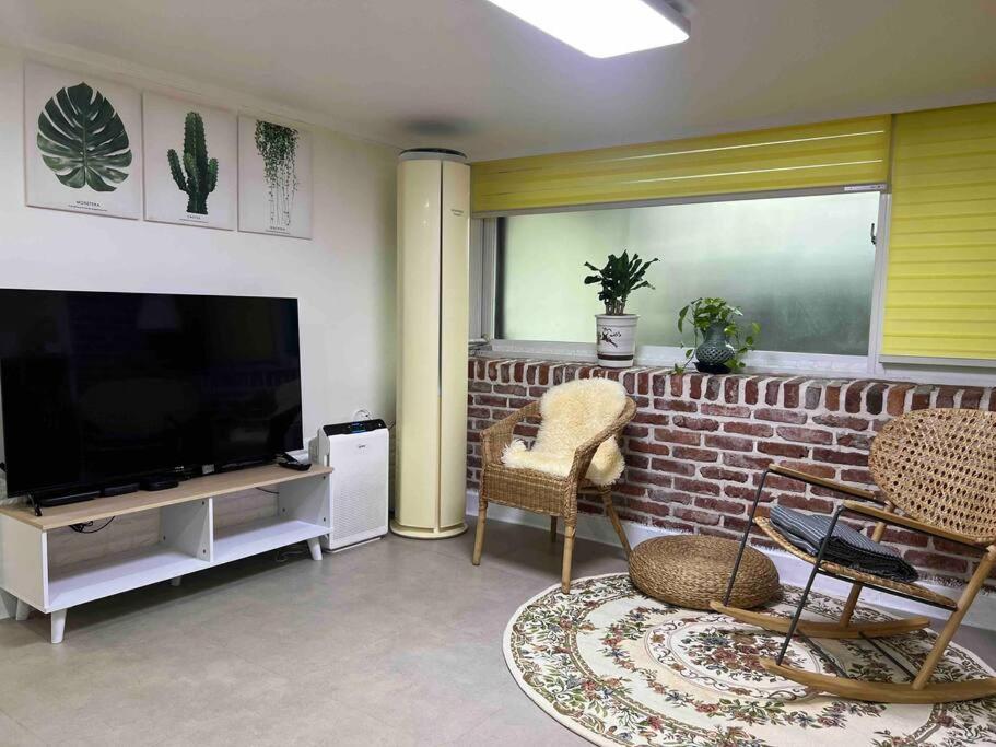 Villa Hongdae Hk