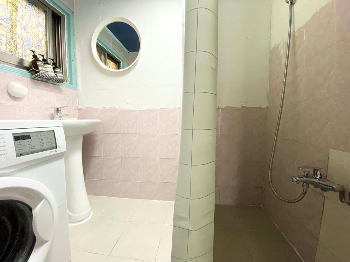 Apartment Near Shinchon Station Private House Seoul