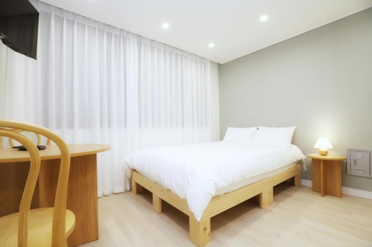 Aparthotel Dada House *