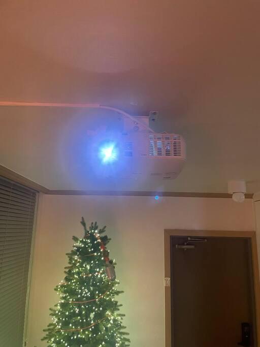 Aufn Orange Bulb Holiday home *