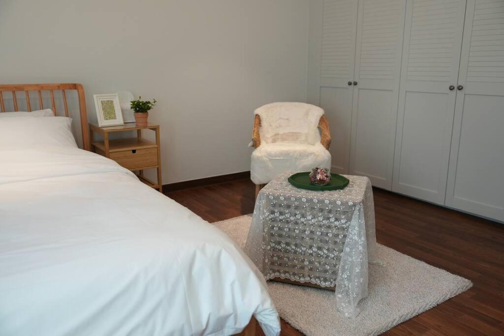 Vibe Healing House *