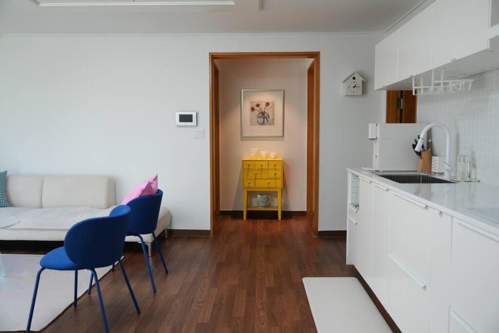 Vibe Healing House * Seoul
