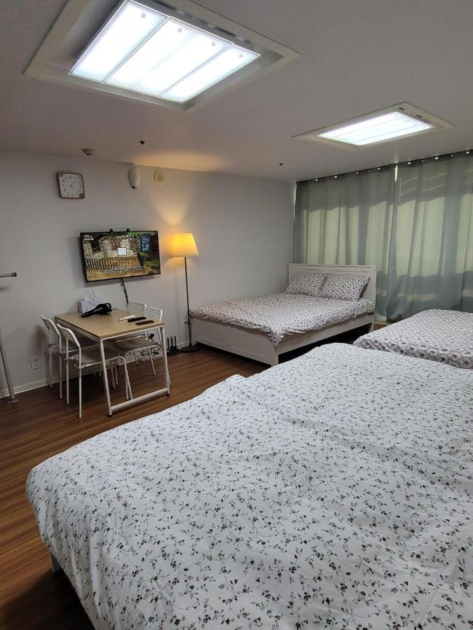 Apartment White Seoul