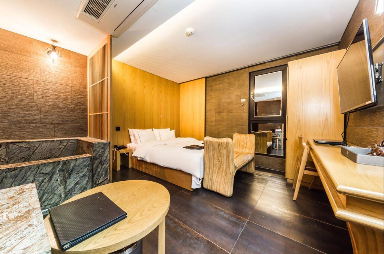 Hotel Cullinan Wangsimni 2*