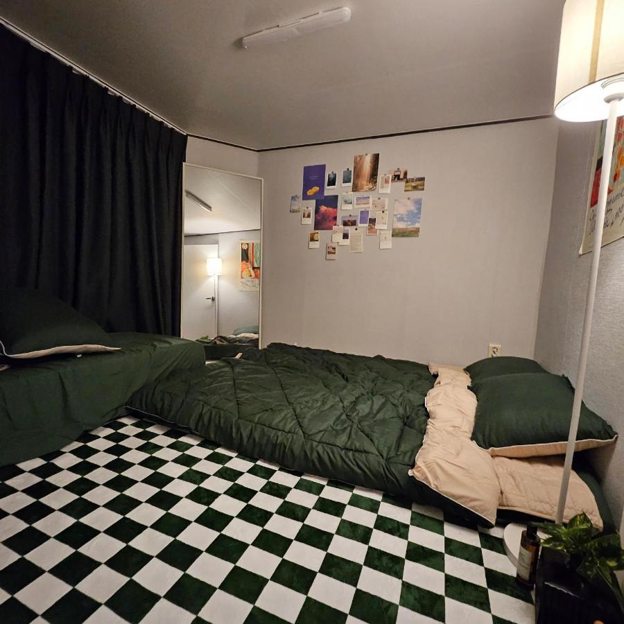 Blue Gate 2023 Apartment