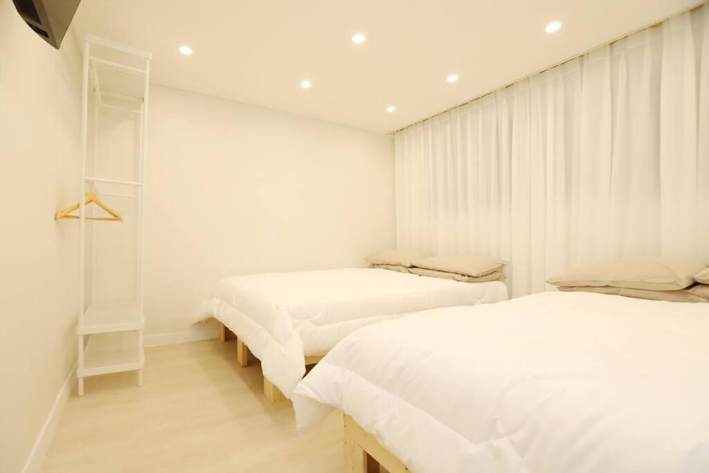 Aloha House Apartment
