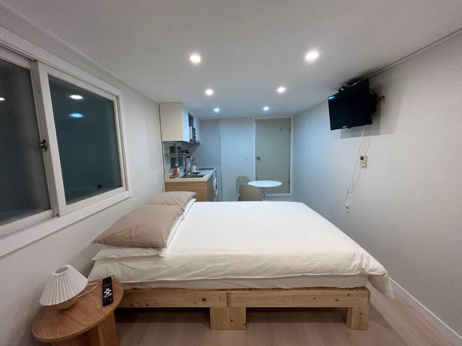 Aloha House *