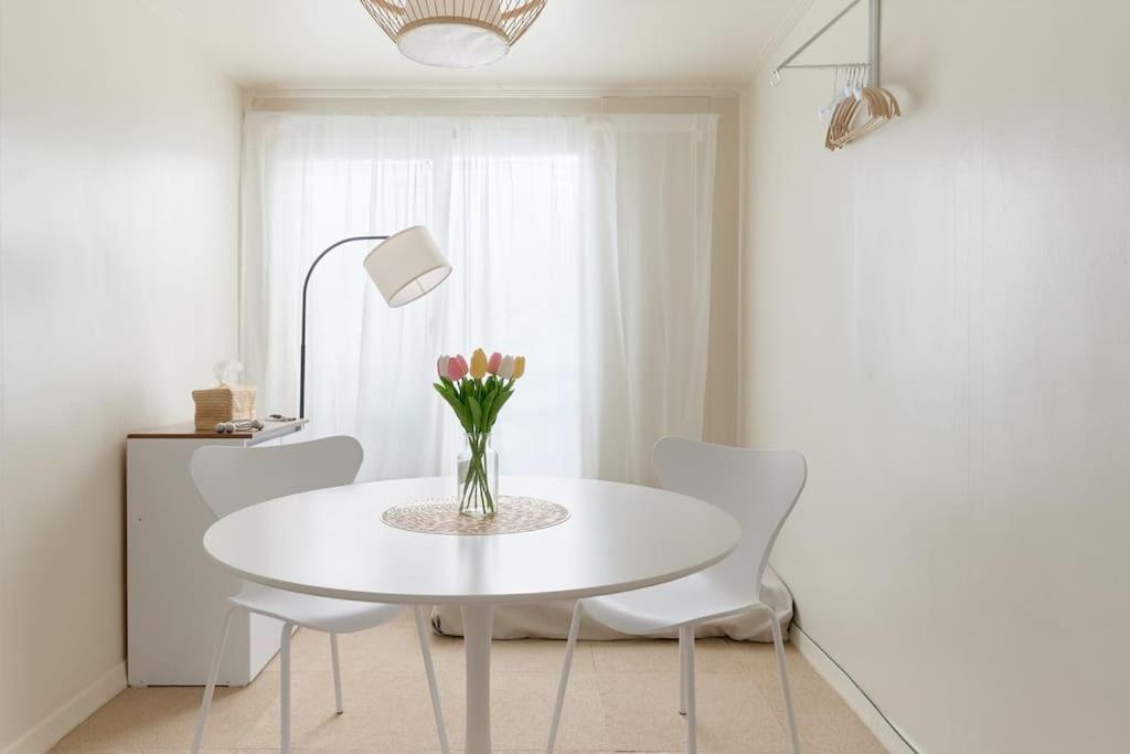 Apartment Sensibility House
