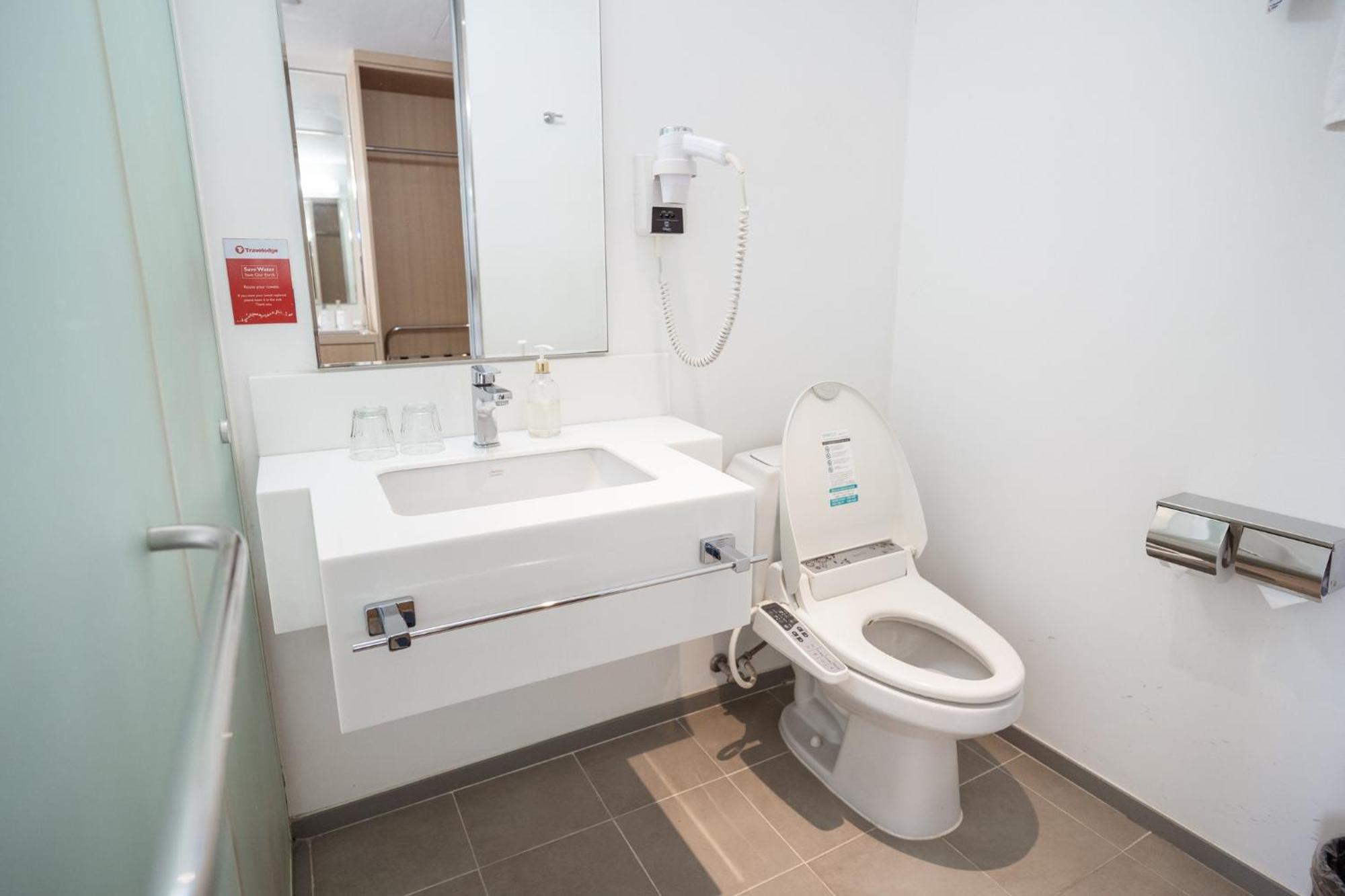 Travelodge Myeongdong Euljiro Seoul