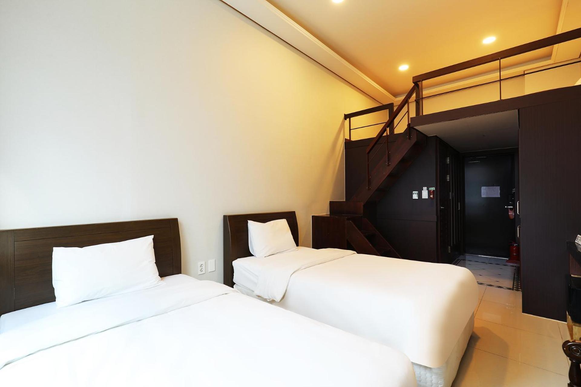 Intercity Hotel 3*