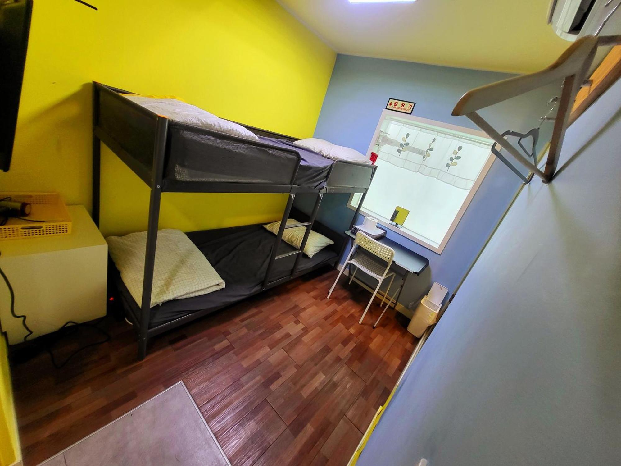 Hostel 24 Sinchon Avenue Seoul