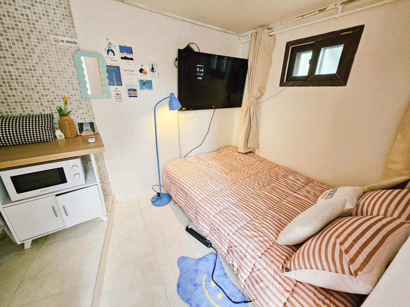 Hotel 8 *