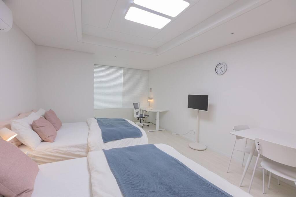 Mirae 71 Seoul