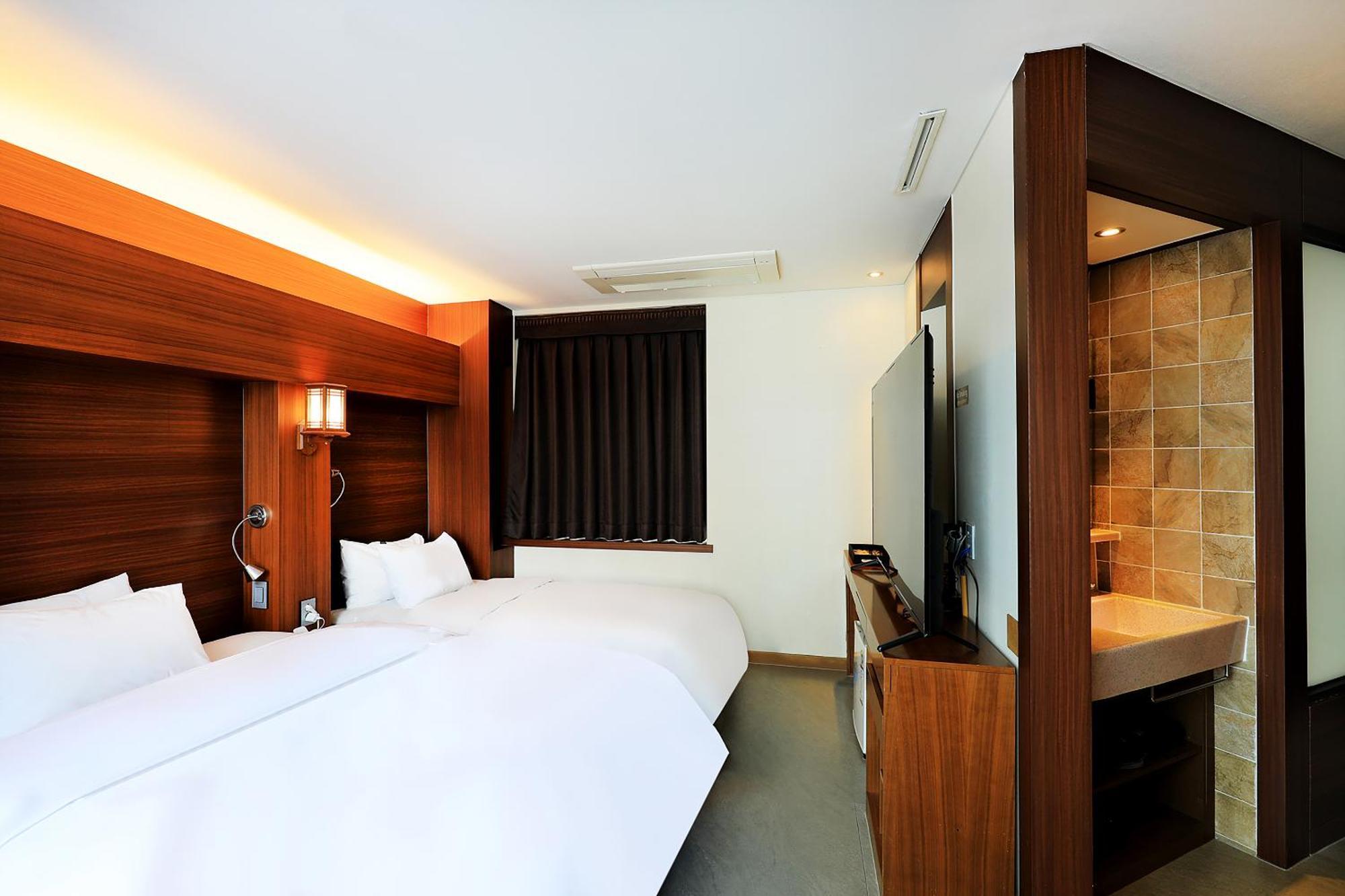 Cs Avenue Tourist Hotel Seoul