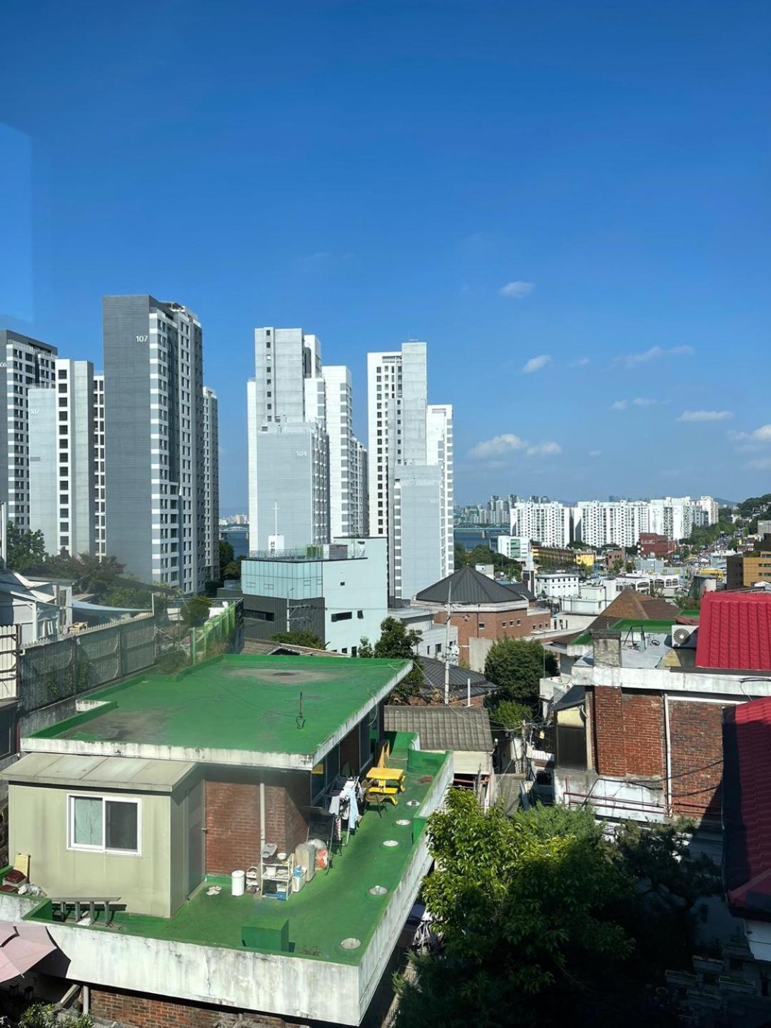 Space In Blackstone * Seoul