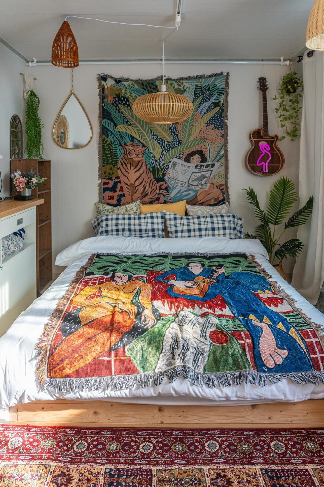 Bohemian Jungle Apartment *
