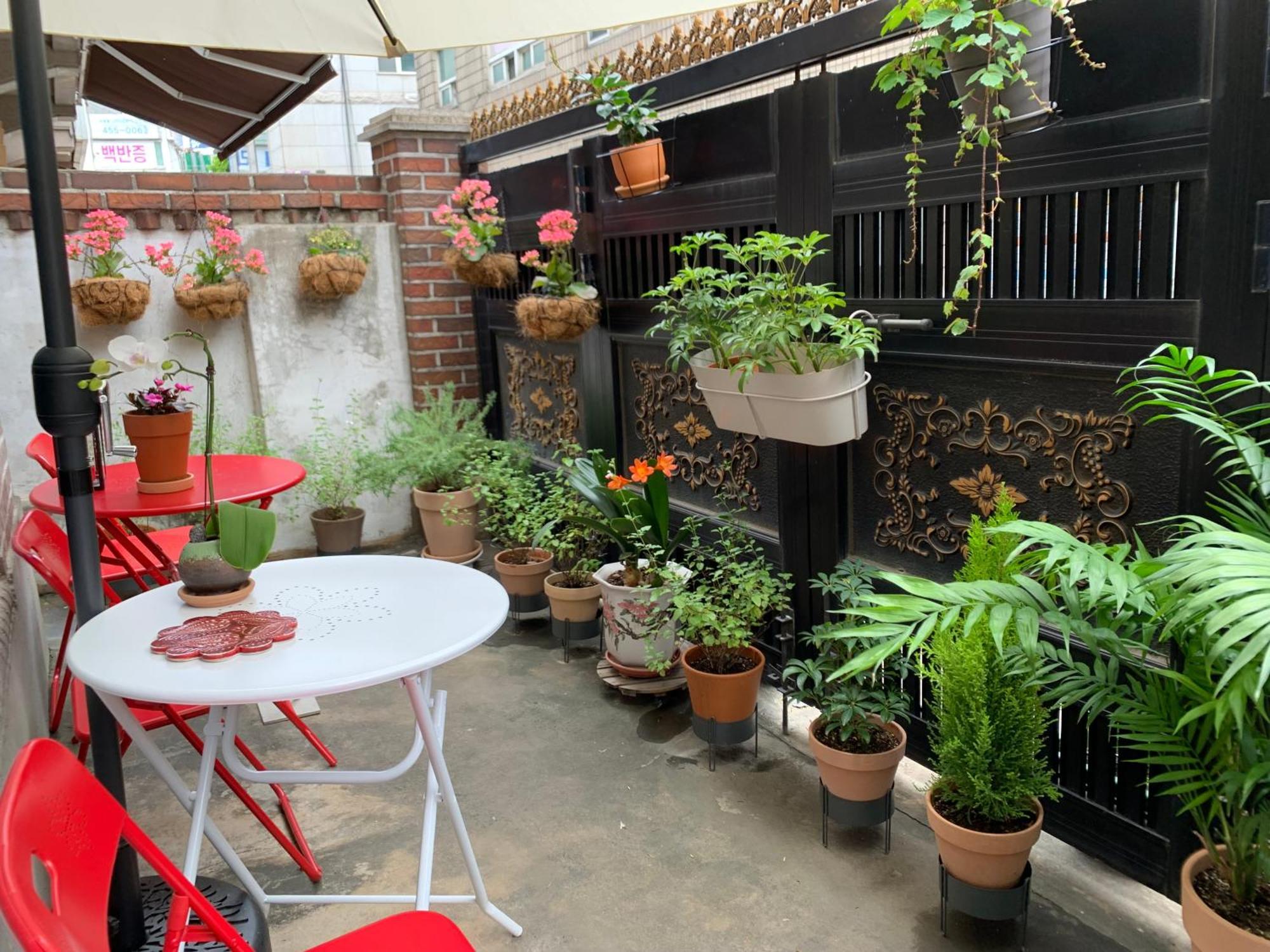 Rumah tetamu Liilliil Seoul