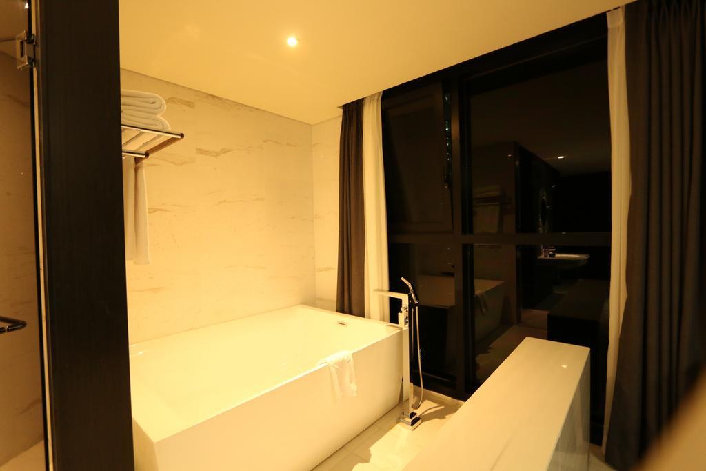 Richwell 3*
