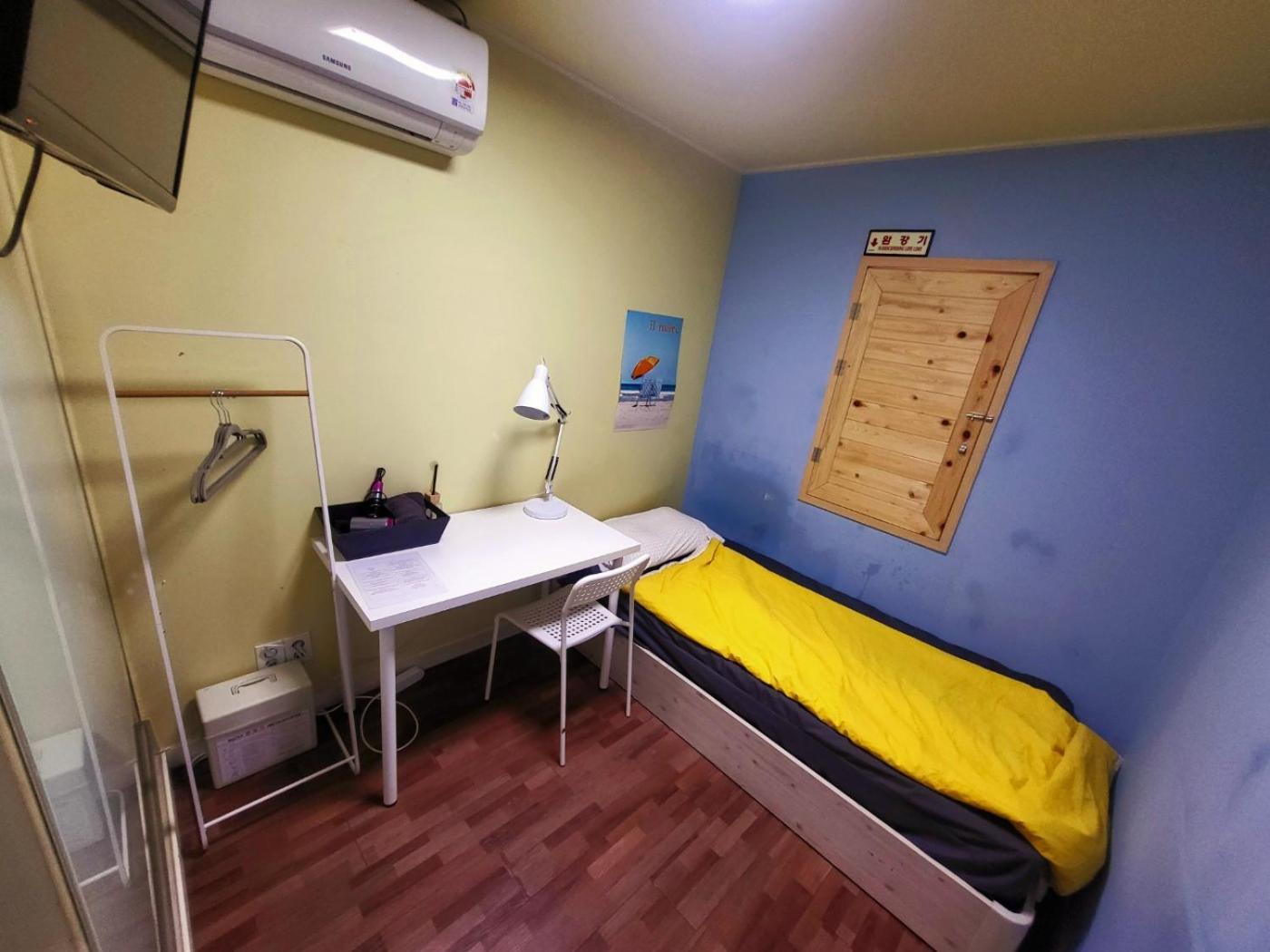 Hostel 24 Sinchon Avenue Seoul