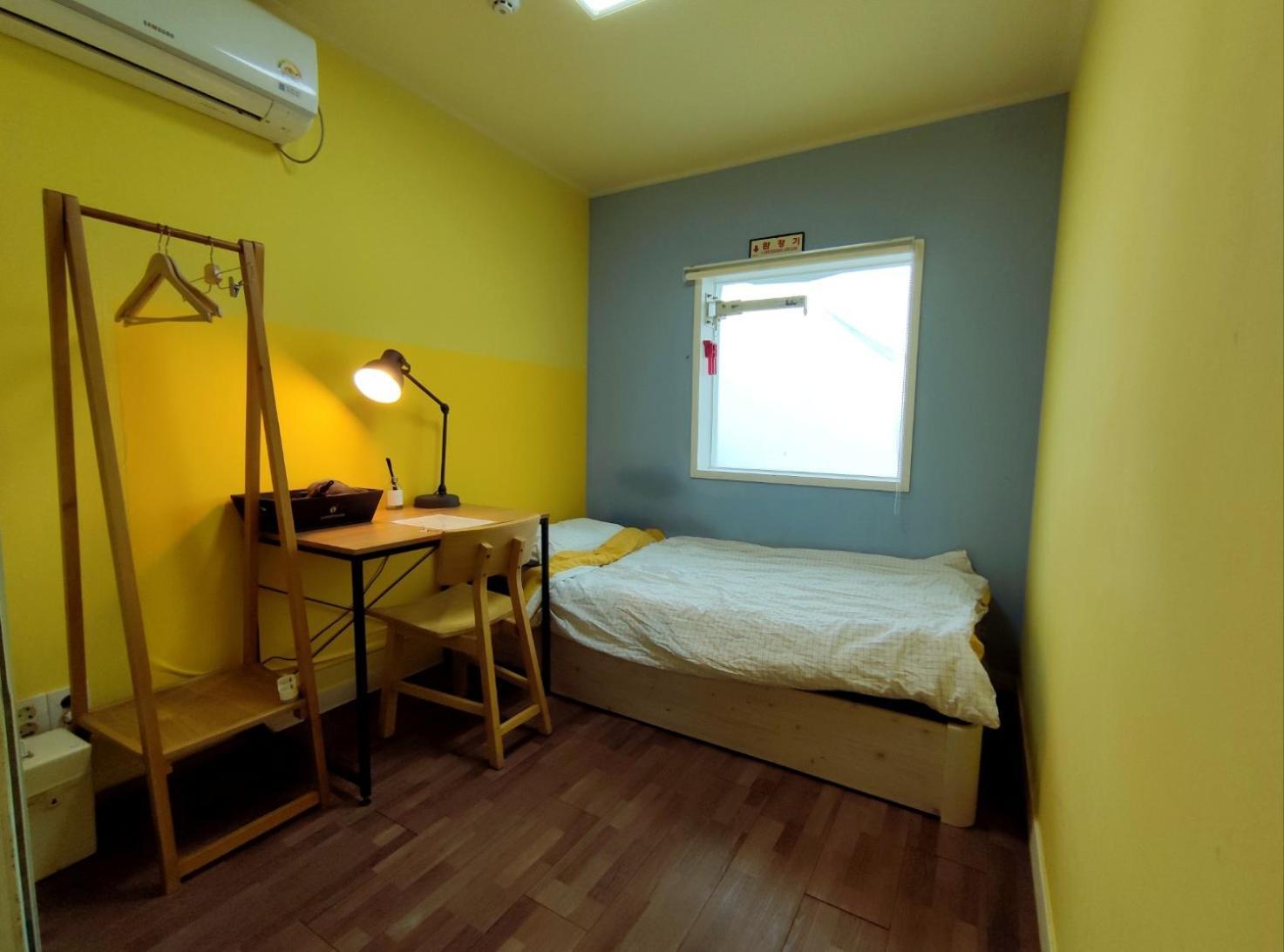 24 Sinchon Avenue