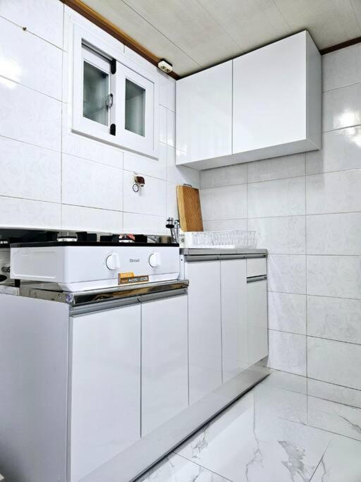 Newseongsu/konkuk U/pogunistay Apartment *
