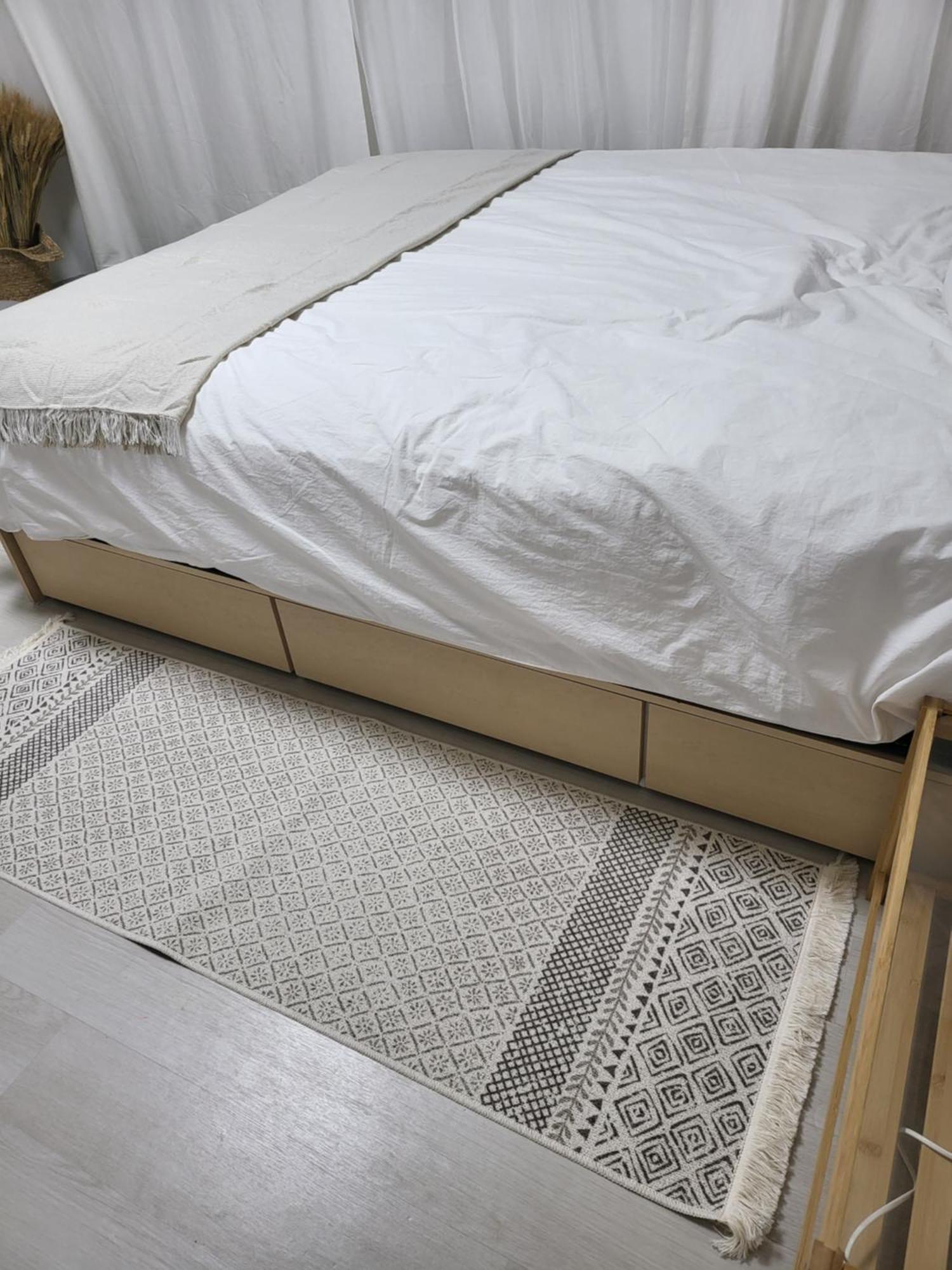 New, Private, 3 Rooms, Hongdae, 6 Persons Pangsapuri *