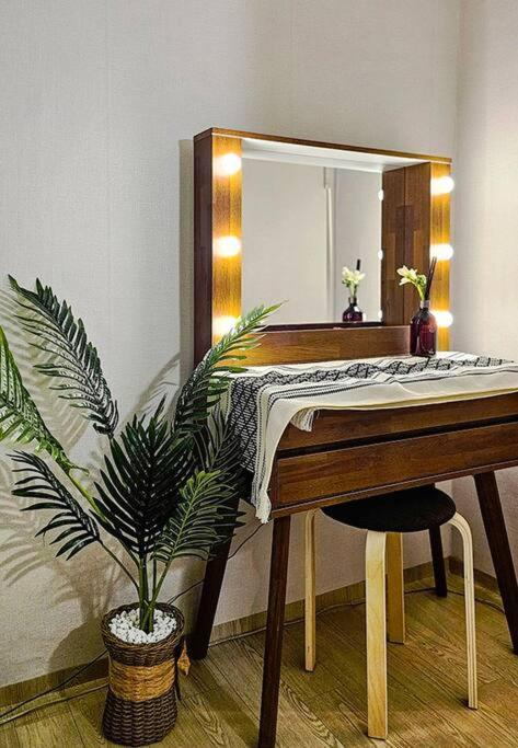 Villa Cozy Near Hongdae & Sinchon Station 4min For Max 6 *