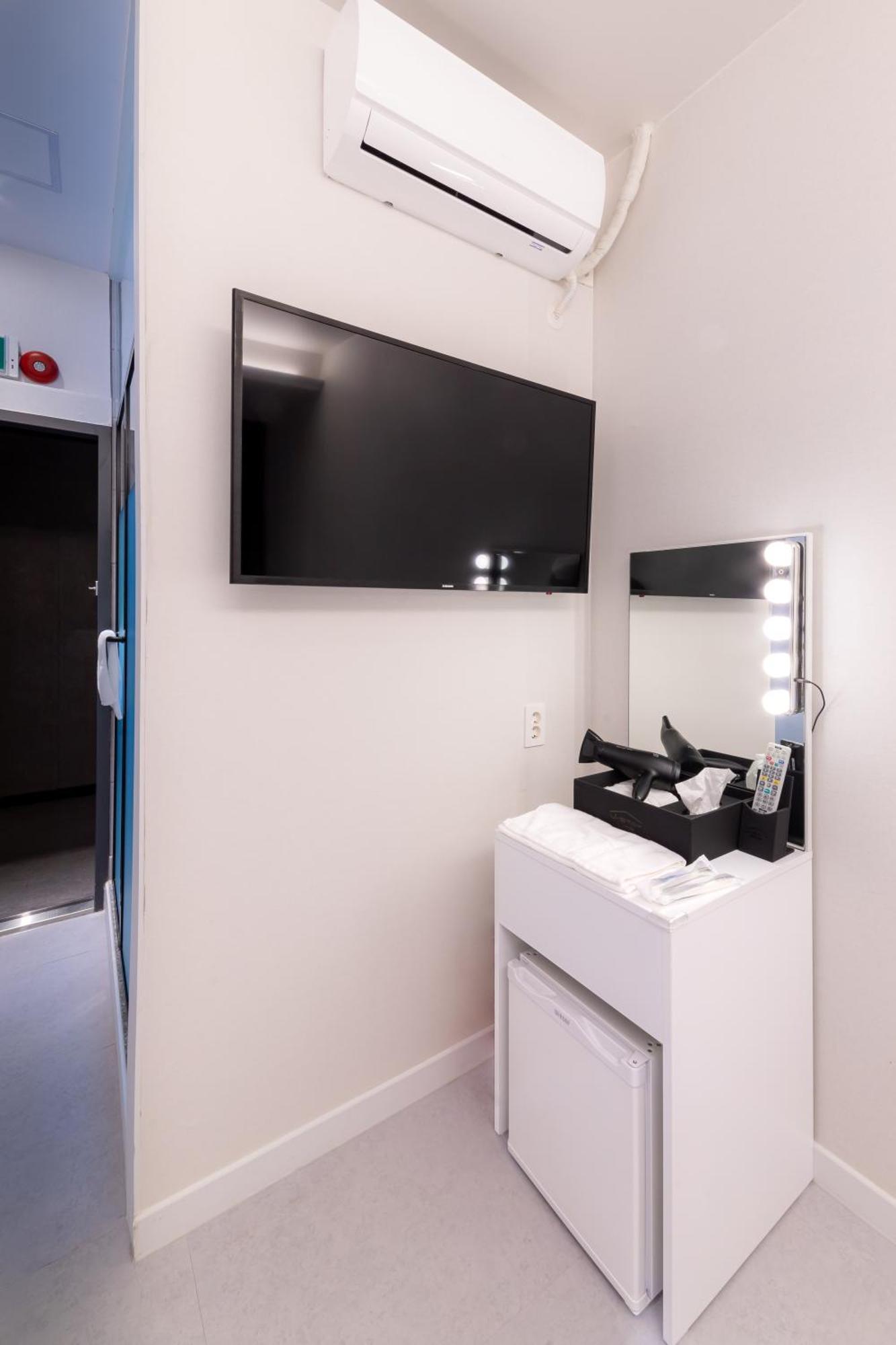 Hotel U Myeongdong 2*