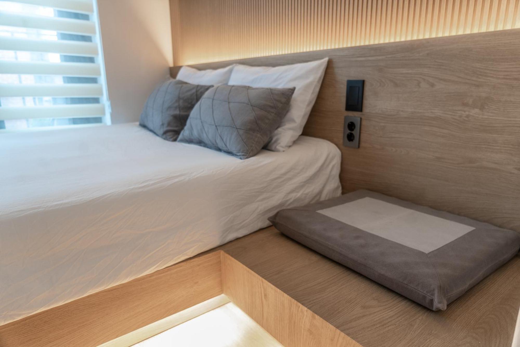 Myeongdong Artmonstay Guest house