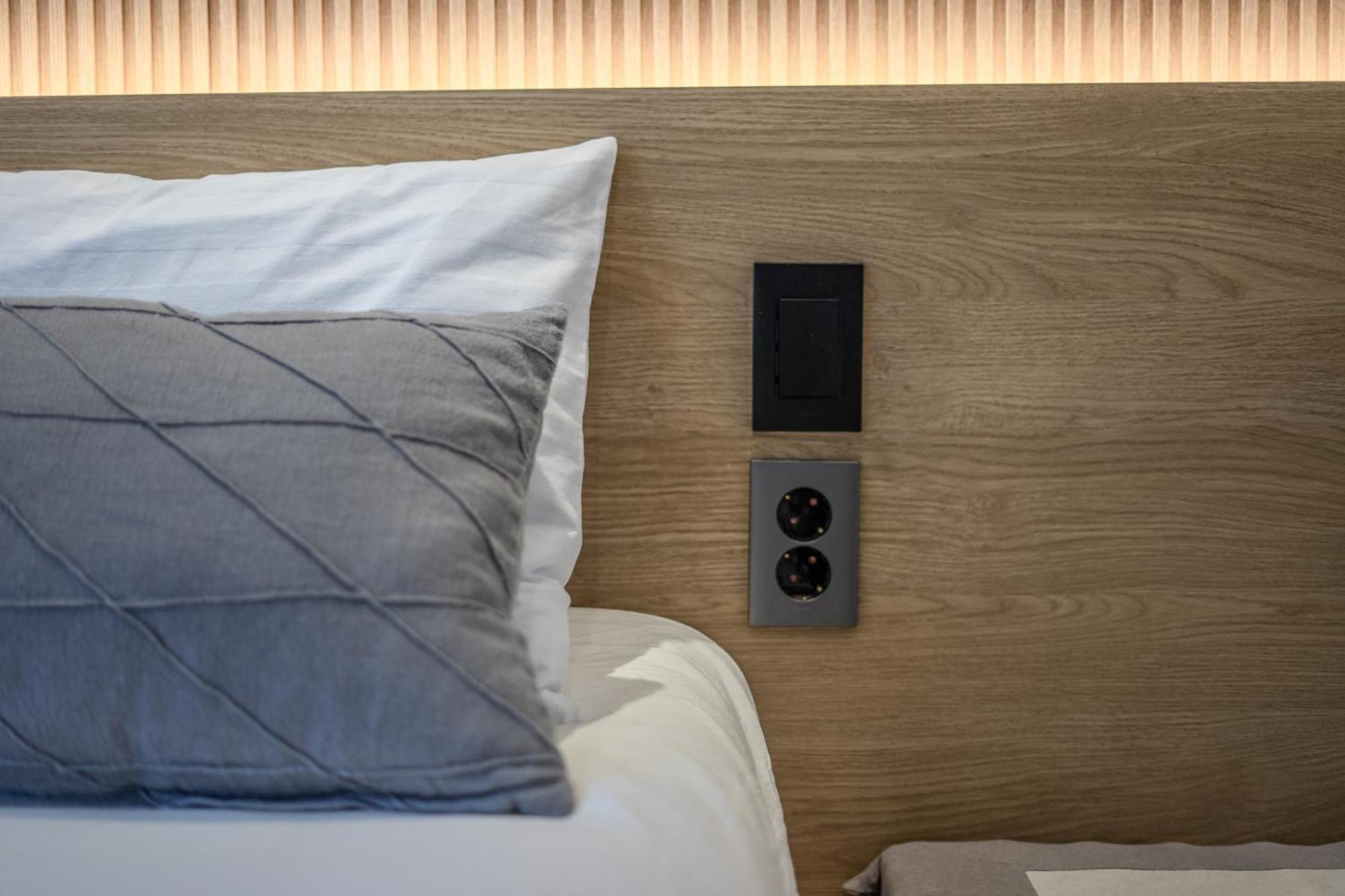 Myeongdong Artmonstay