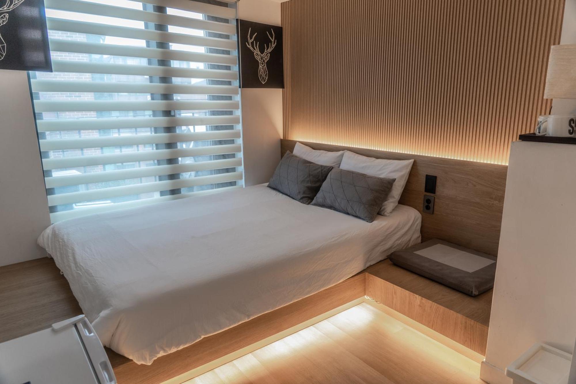 Guest house Myeongdong Artmonstay Seoul