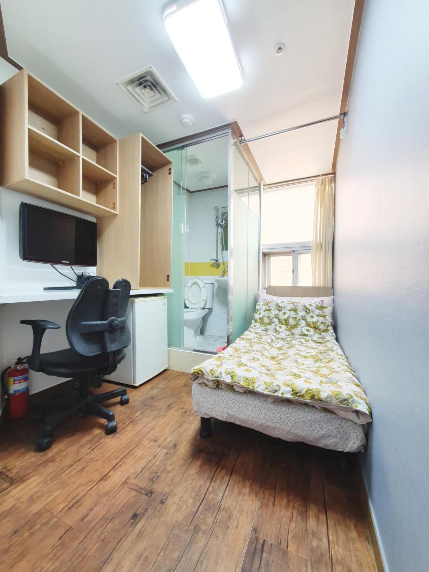Apgujeong Guest house