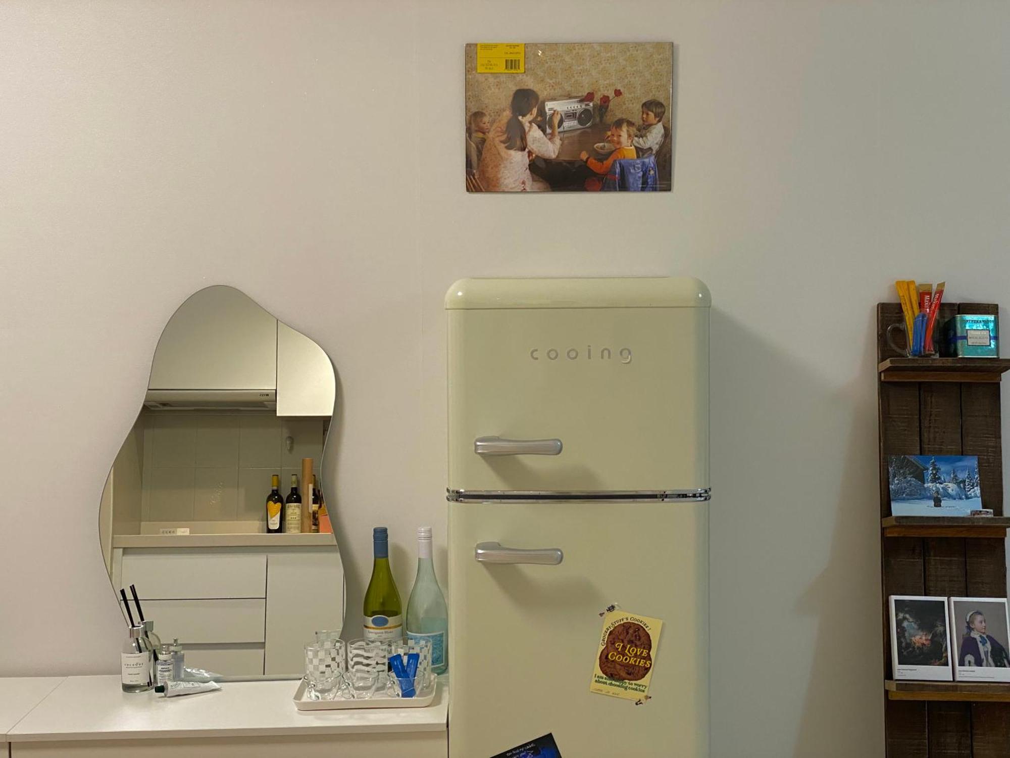 Apartment Omok Bridge, 2 Room, Netflix, Youtube *