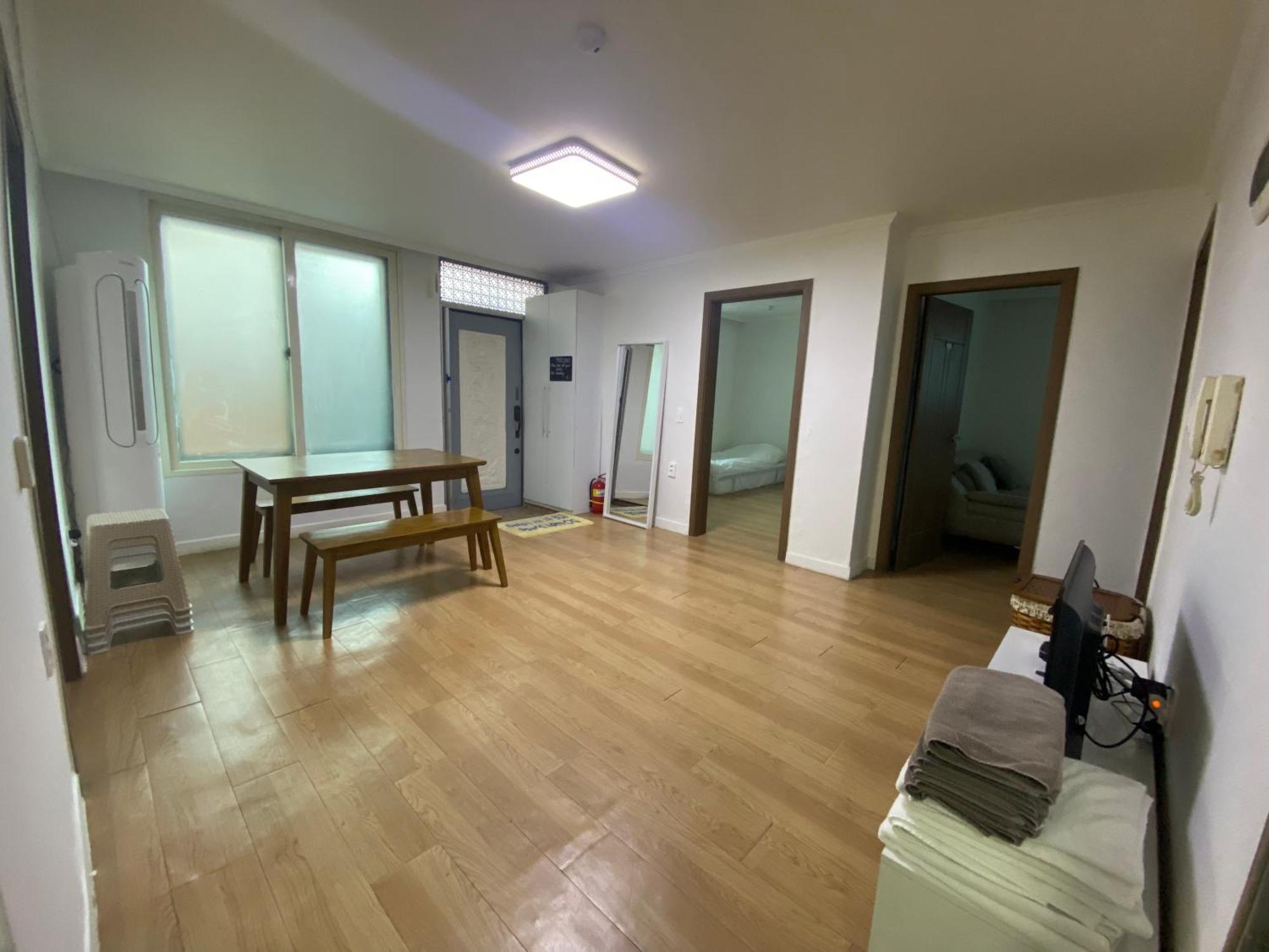 10m Walk From Station * Seoul