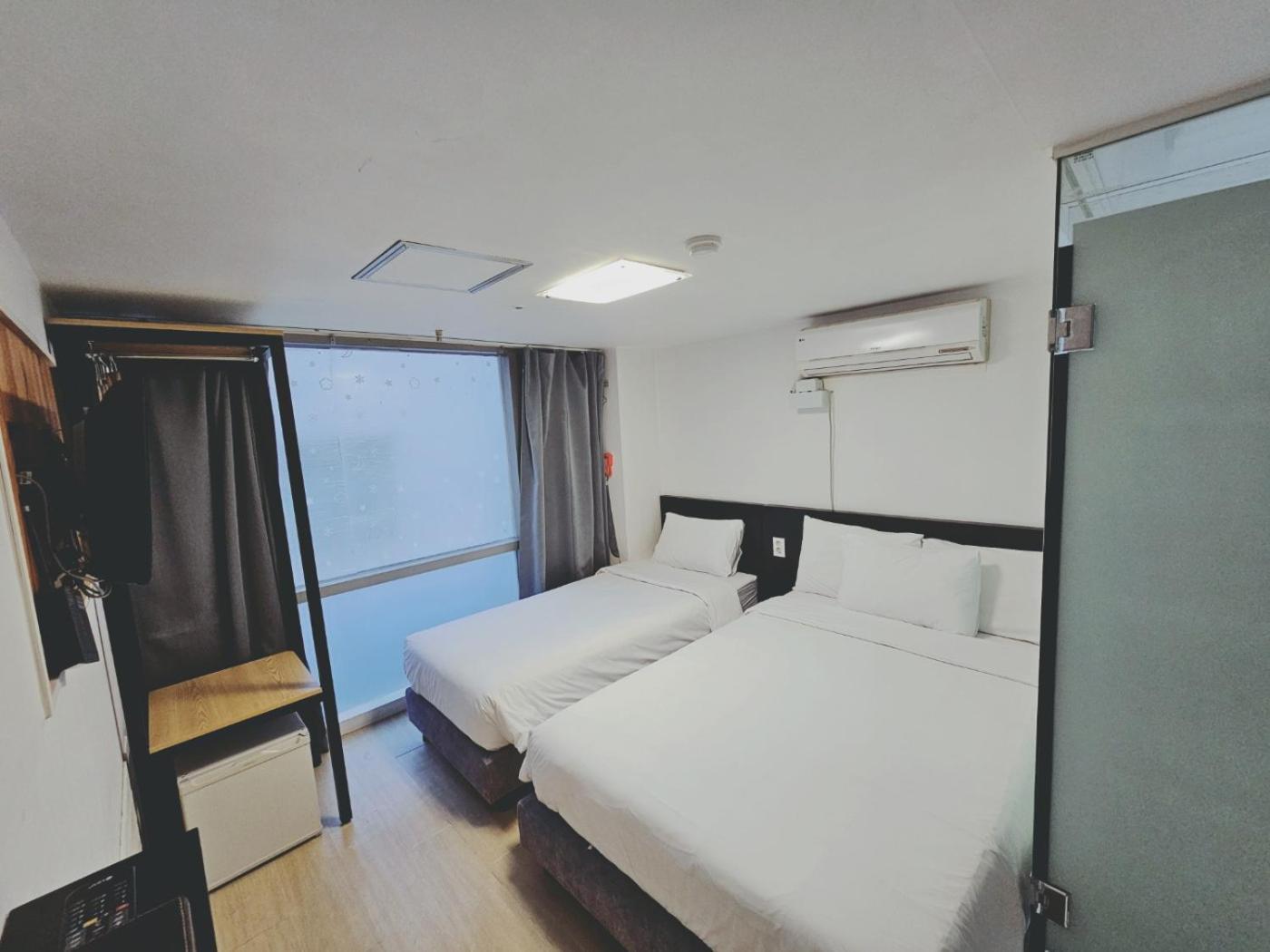 Hostel Ekonomy Myeongdong Premier Seoul
