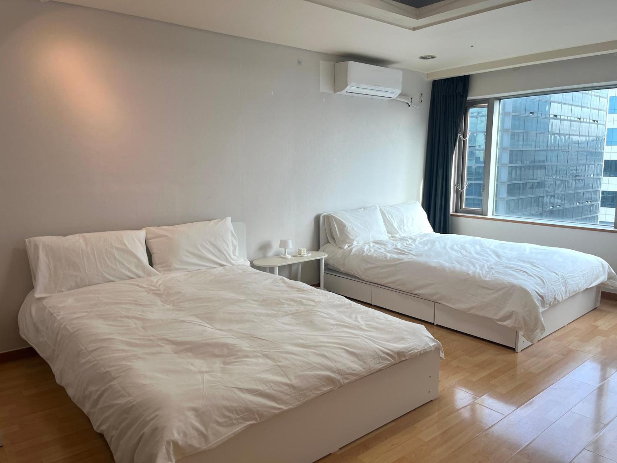 Hongik Univ Station Exit 1 Apartamento