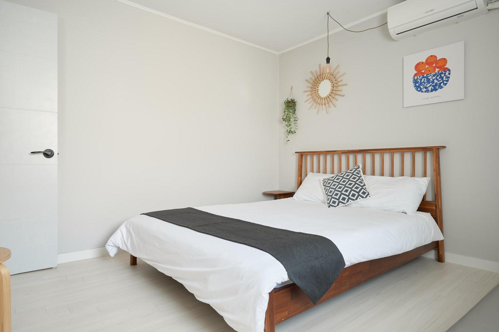 Apartment Simple Hongdae
