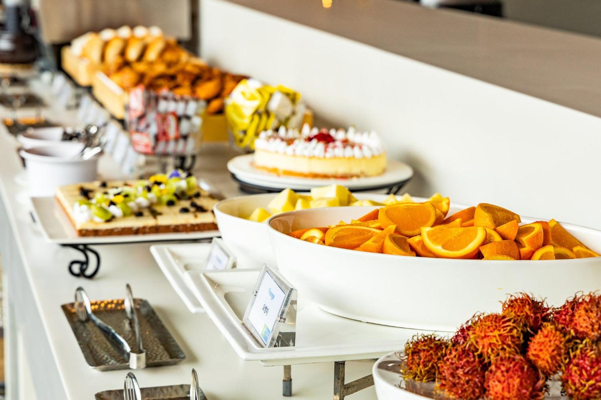 Express Hongdae By Ihg Hotel 4*