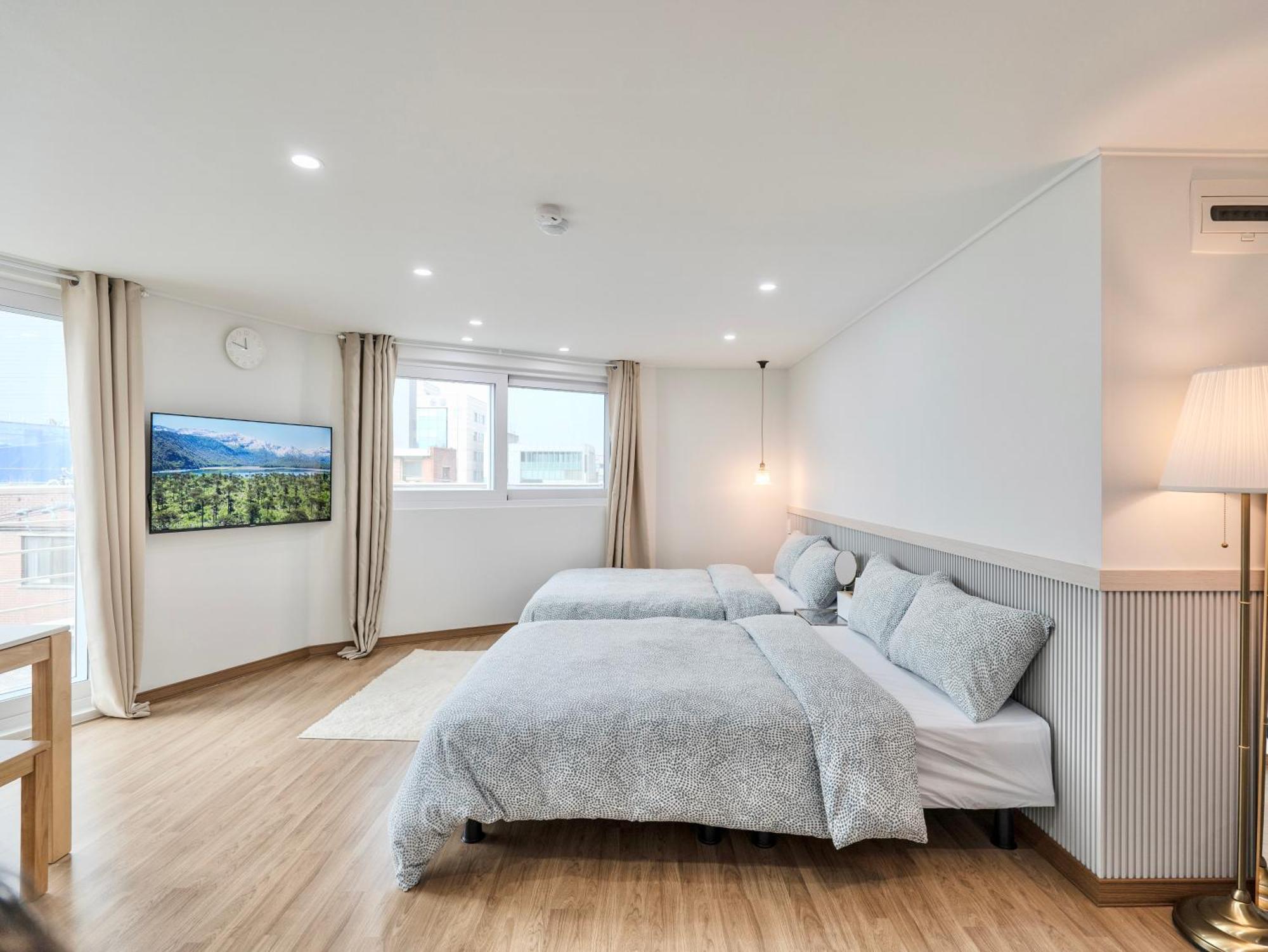 Harmony Aparthotel *
