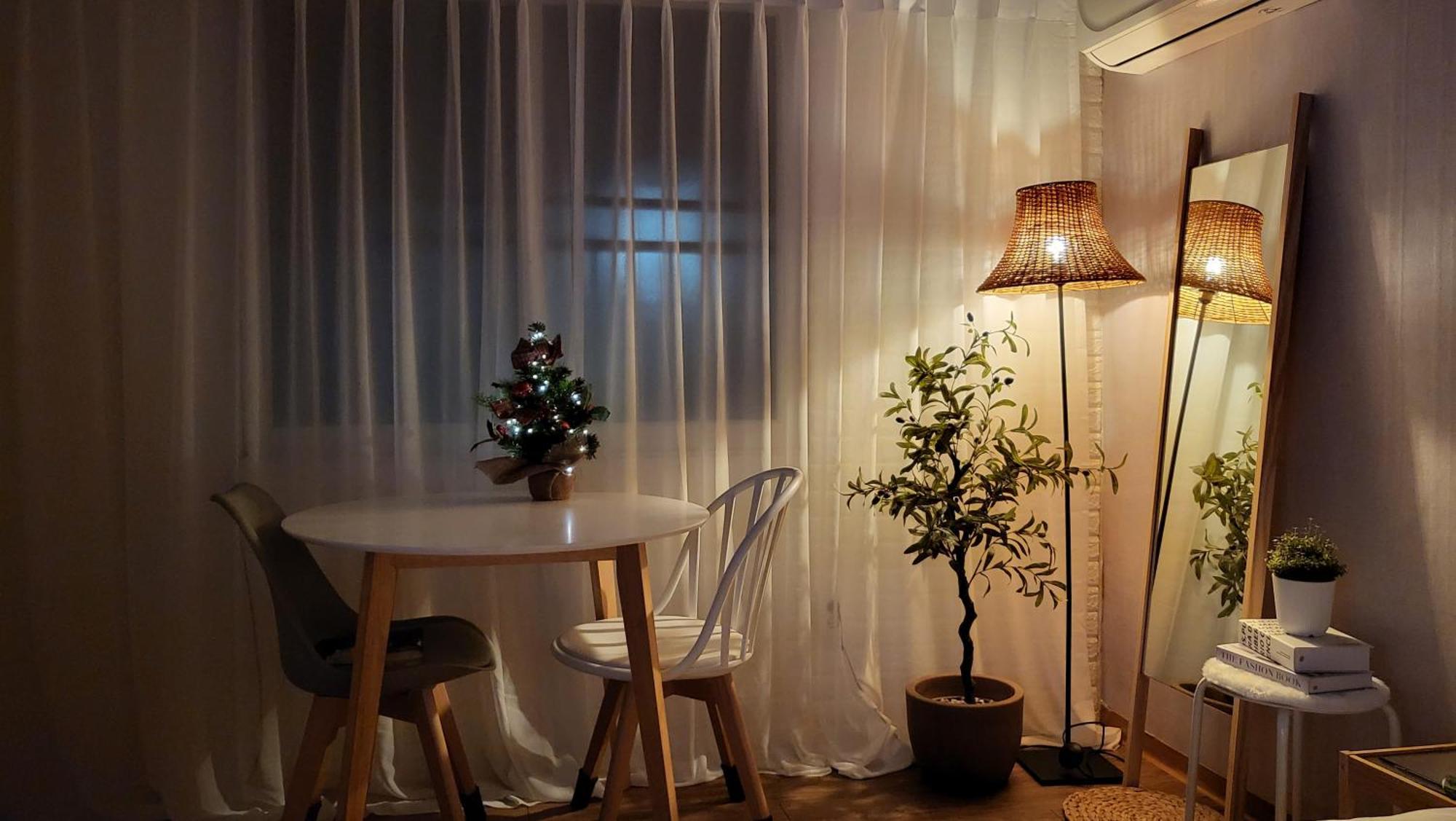홍대 인근 이대역 # E202 Apartment *