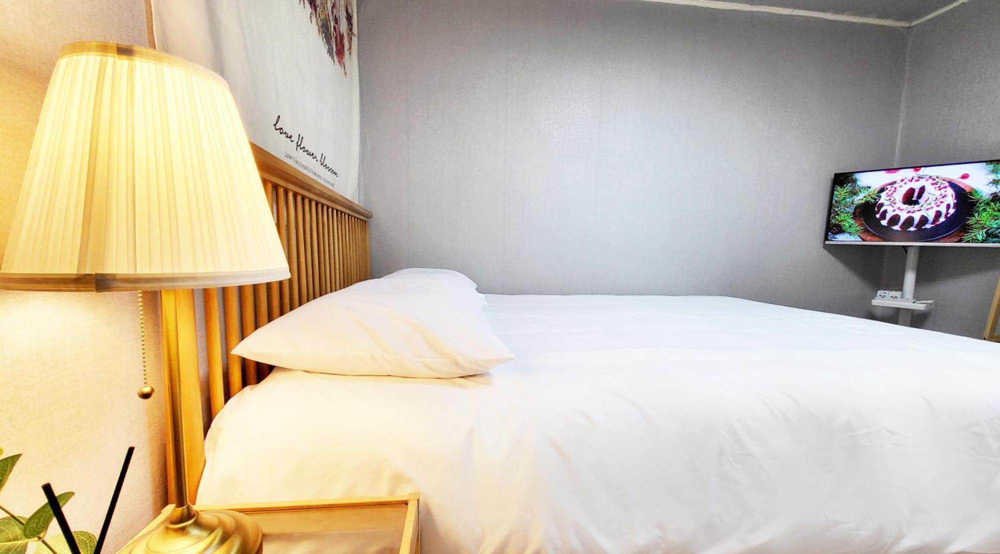 Apartment 홍대 인근 이대역 # E202
