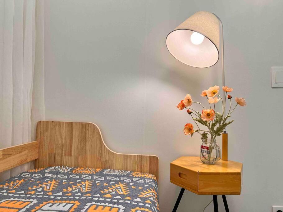 Apartment Comma 1 - Cozy Semi Basement Seoul