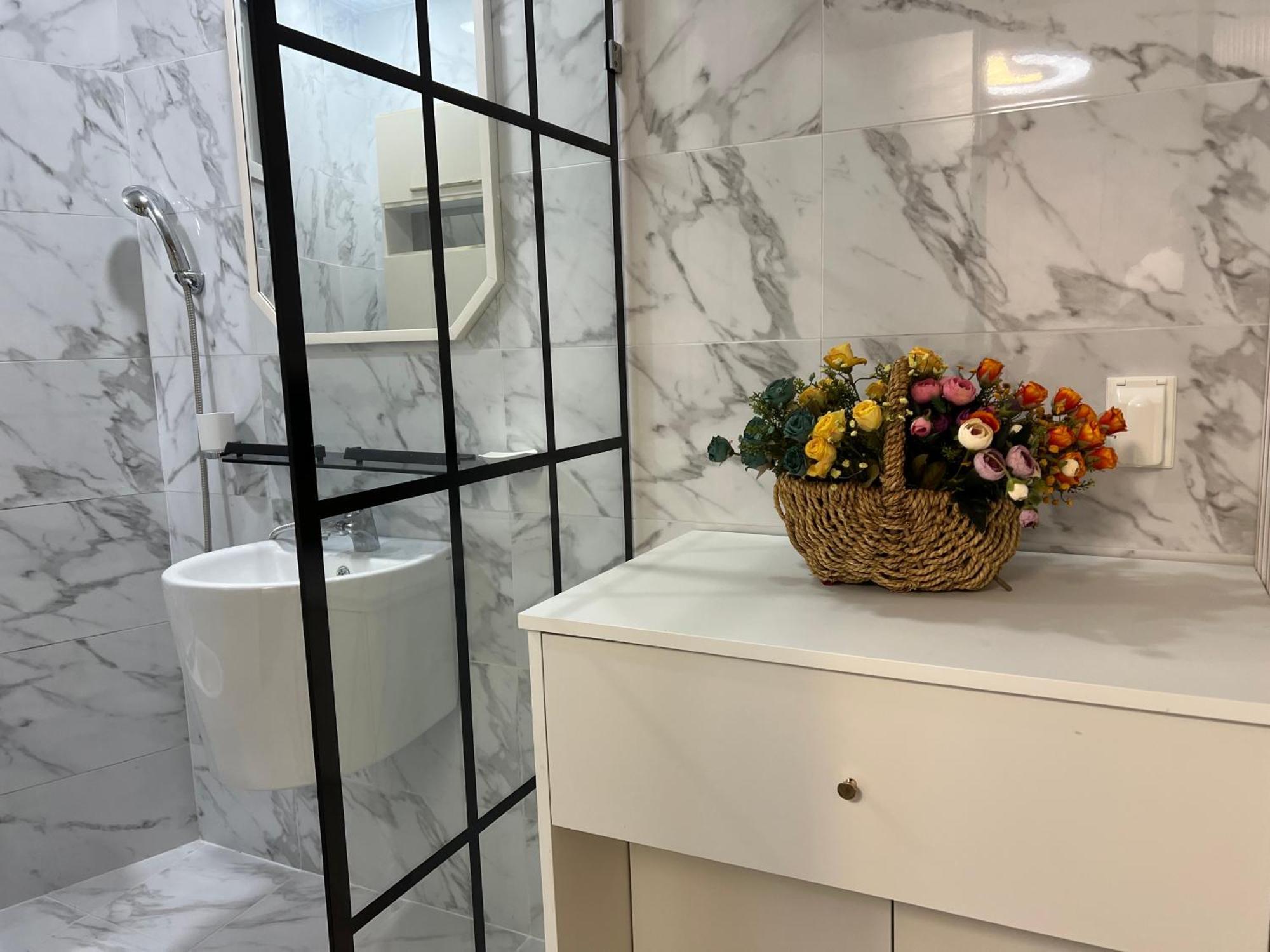 Sheem Nokbeon St 3 Min Apartment