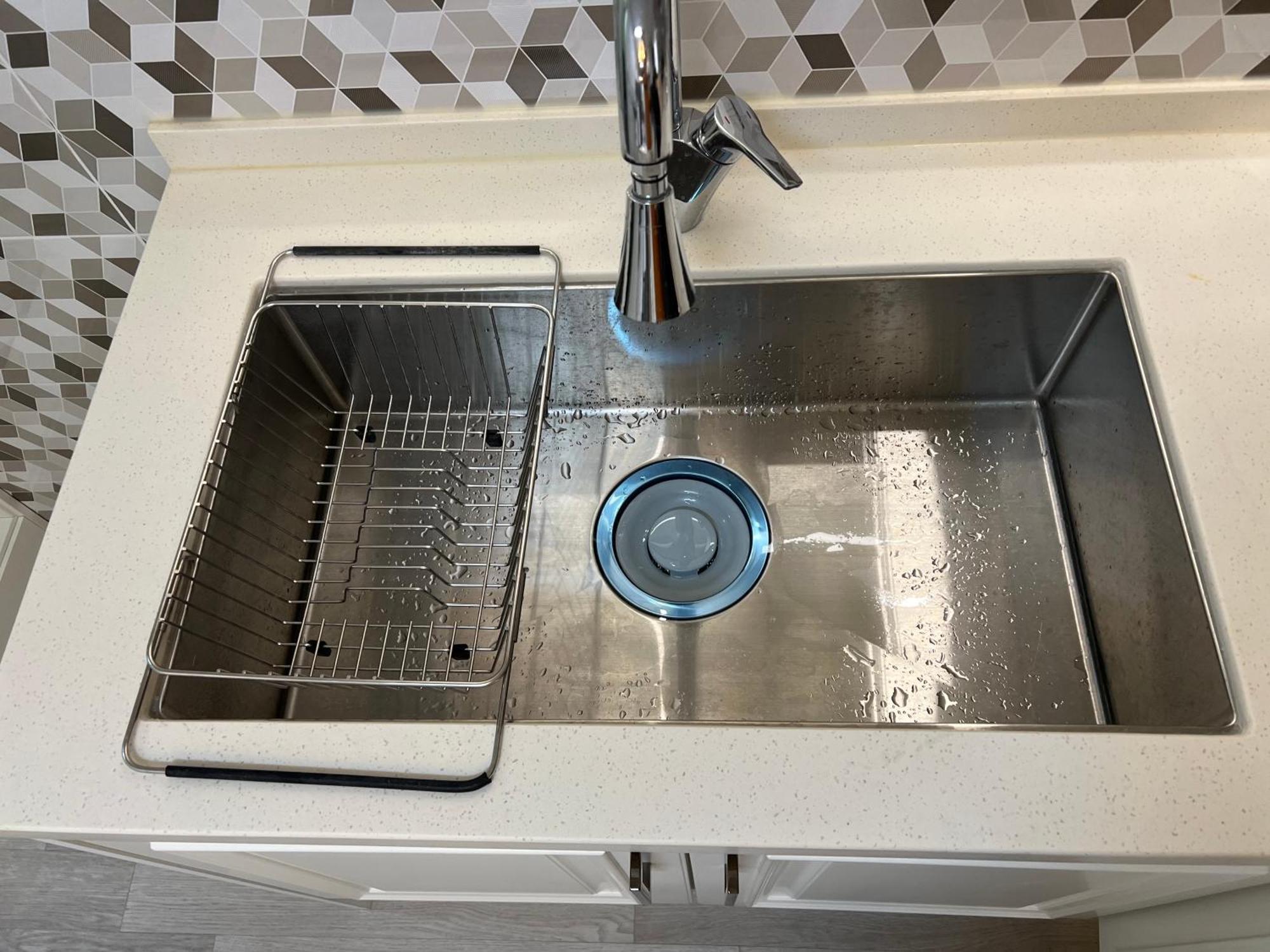 Sheem Nokbeon St 3 Min Apartment *