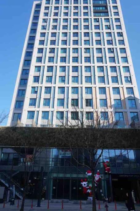 The Share Myeongdong High Floor & Free Gym #subway Station 3min #myeongdong 10min Seoul