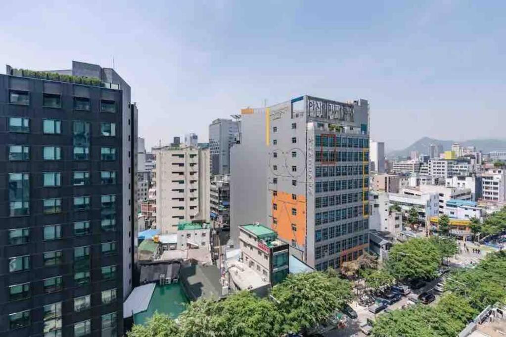 The Share Myeongdong High Floor & Free Gym #subway Station 3min #myeongdong 10min Apartment Seoul