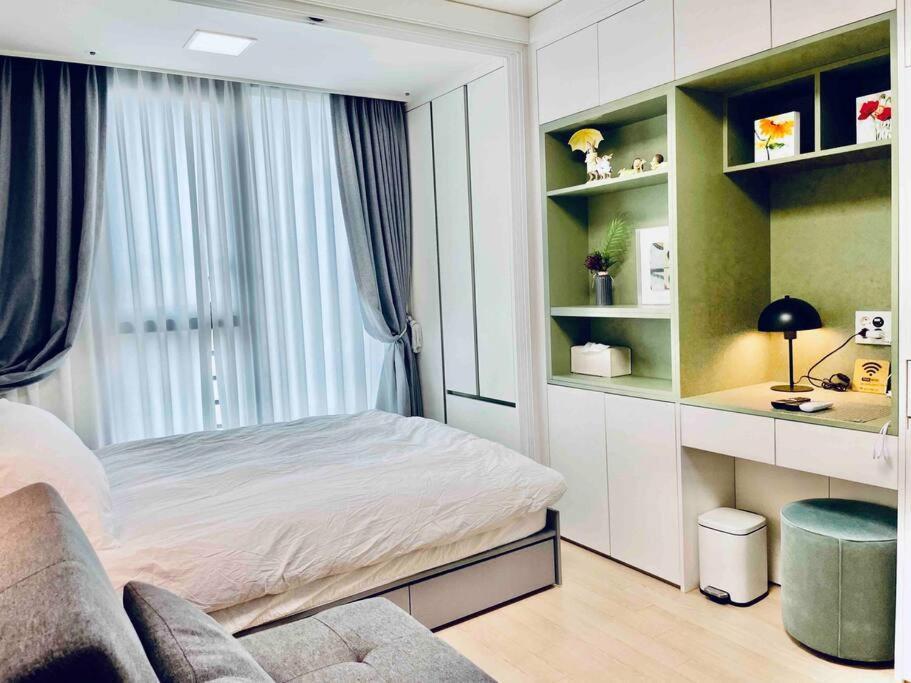 The Share Myeongdong High Floor & Free Gym #subway Station 3min #myeongdong 10min * Seoul