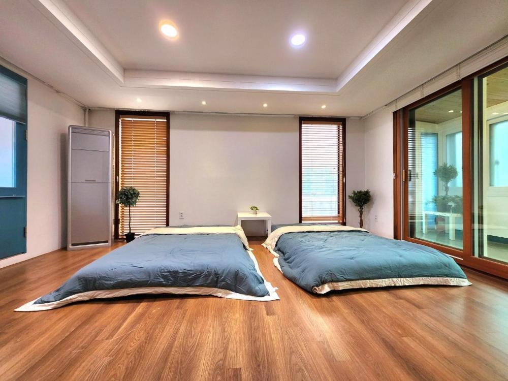 Gyeongbokgung Seochon Dalbit Guest house Seoul