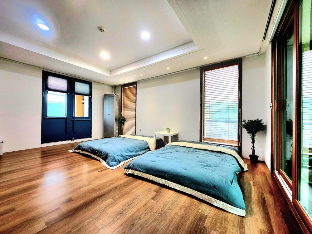 Gyeongbokgung Seochon Dalbit Guest house